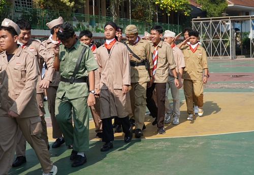 SEMANGAT COSPLAY PAHLAWAN DI HARI PAHLAWAN