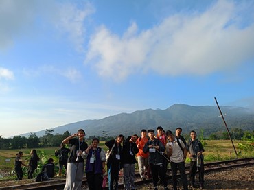 Melangkah Sejauh Mungkin, Menuju Masa Depan yang Baru