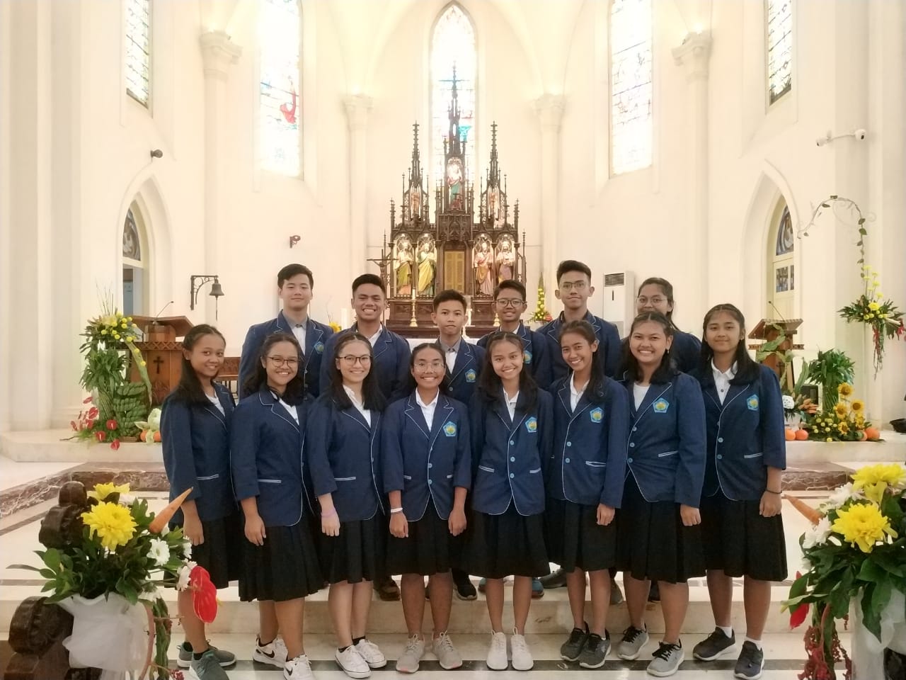 Berpartisipasi dalam Perayaan 150 tahun Suster OSF Berkarya di Indonesia