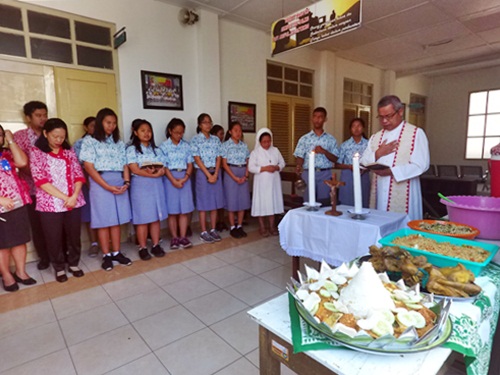 Peletakan Batu Pertama Pembangunan Aula